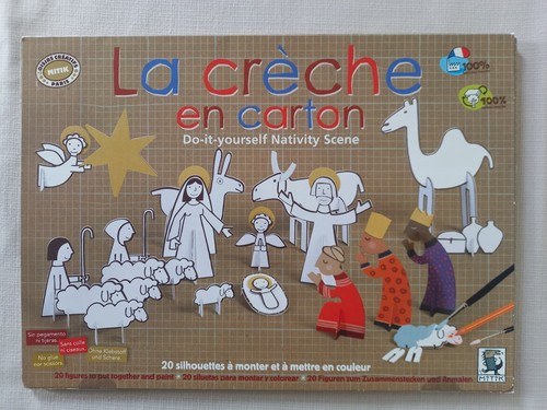 Crèche de Noël à monter et