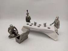 Prince's Pins - Austerlitz - The Table and Pages