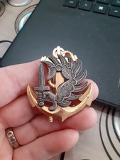 INSIGNE MILITAIRE DE BERET