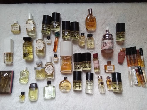 Lot miniatures et - 45,