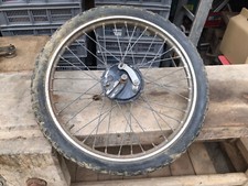 Ancienne roue avant de moto à