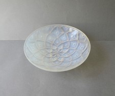 coupe en verre opalescent, Art