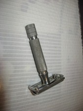 ancien rasoir papillon