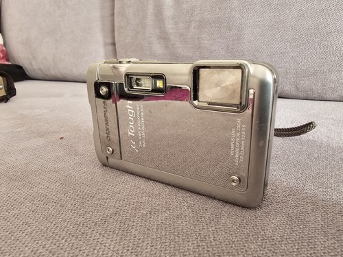 Olympus tough 8010 - tough,