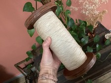 grande bobine de fil ancienne