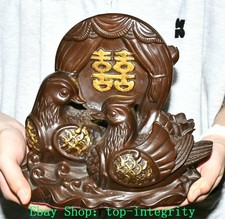 Inscription dorée en bronze