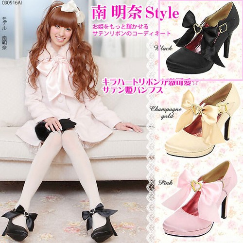Paire chaussures talon - de,
