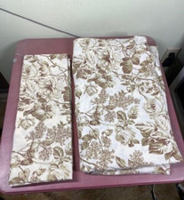 Laura Ashley 2 Lit Places Matrimonial Full Flat Sheet & 2 Standard Pillow Cases