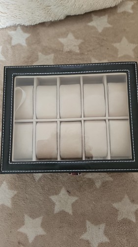 Joli coffret montres - joli, ou