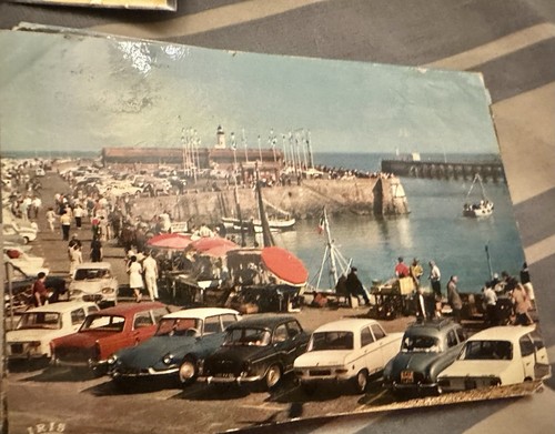 Carte postale peugeot - ds,