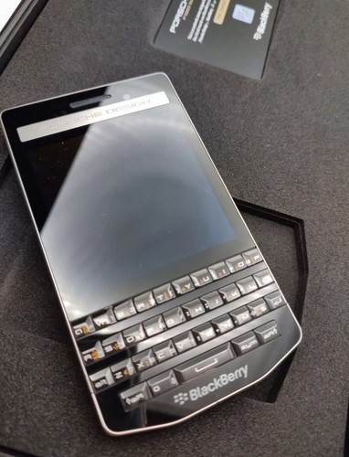 Blackberry porsche design - porsche,