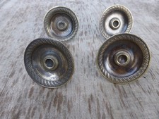 4 boutons tiroirs commode