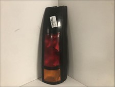 Feu arriere principal droit