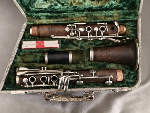 Clarinet malerne overhauled - clarinet,