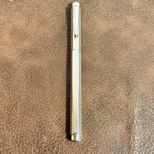 Stylo plume caran ache - plume, d'ache