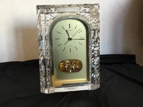 Pendule 400 jours - , seiko