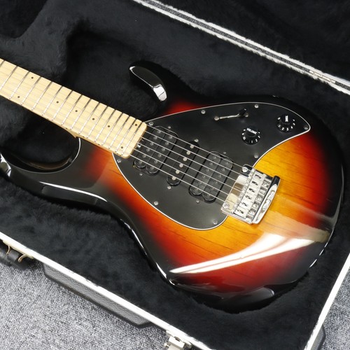 Ernie ball music - music, man