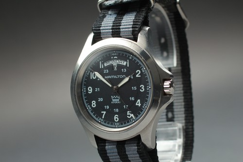 Presque comme neuve montre - neuve],