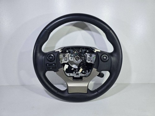 Lexus 200h 2016 - 2016, volant