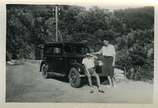 OLD PHOTO - VINTAGE SNAPSHOT - PEUGEOT 201 CAR - OLD CAR