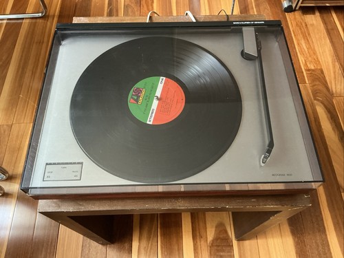 Bang olufsen beogram - bang, 1600