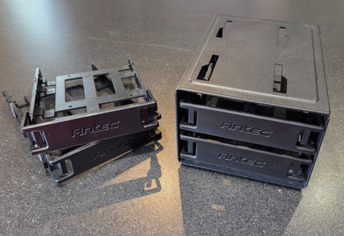 Rack pour disques durs antec - pour,