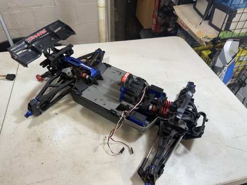 Traxxas revo 0 roller - e,