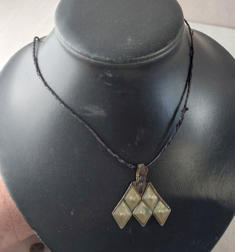 Ancien collier avec - , pendentif