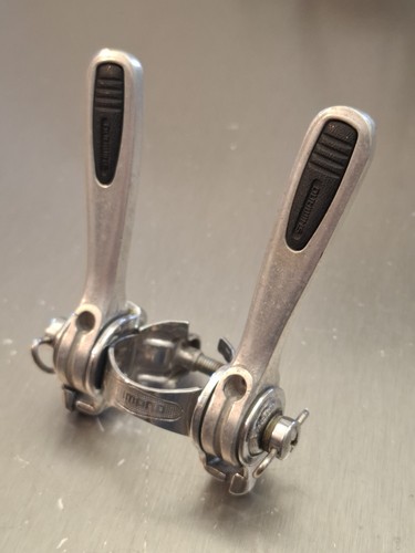 Manettes vitesses shimano - vitesses,