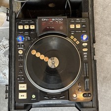 Denon DN-S3700 DJ Turntable CDJ Media Player USB CD With Case