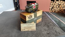 1/43 DIREKT COLLECTIONS RENAULT R2087 1000KG MILITARY AMBULANCE MIB