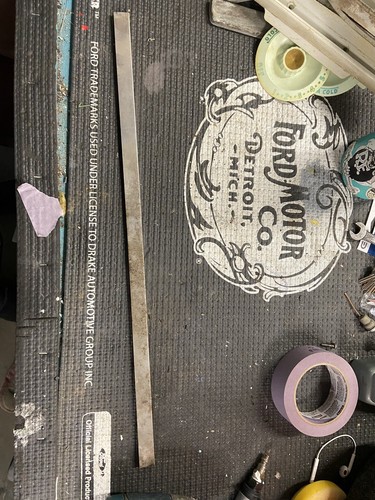 Glass shelf trim 1953 - glass,