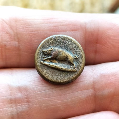 Ancien bouton chasse - .,