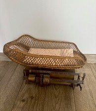 Ancien Pèse-Bébé Système