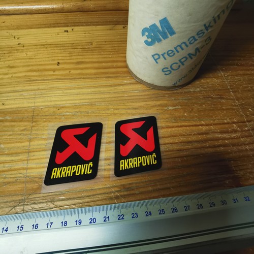 Akrapovic petits logos jeu