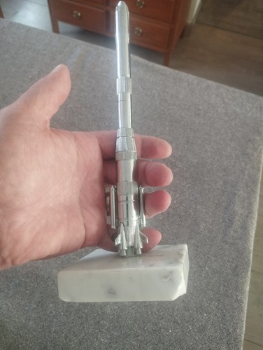Modèle fusée soyuz métal - modèle,