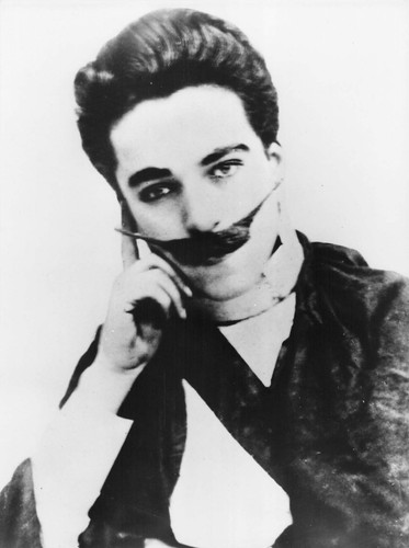 Charlie chaplin photo - ,