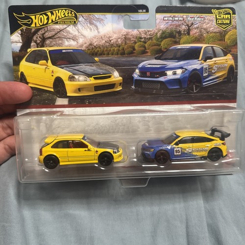 Hot wheels premium - hot, car