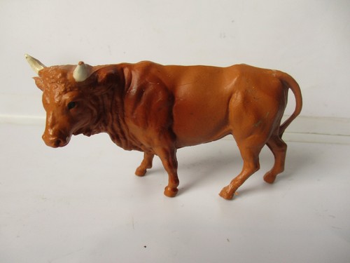 Ferme taureau boeuf - ,