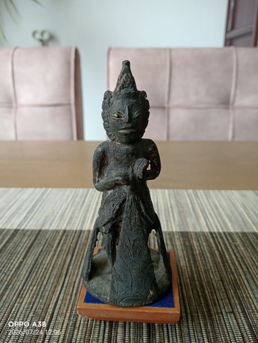 Statuette bronze un - statuette,