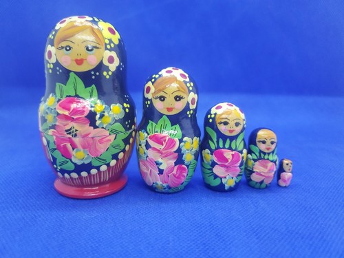 Petite poupée russe