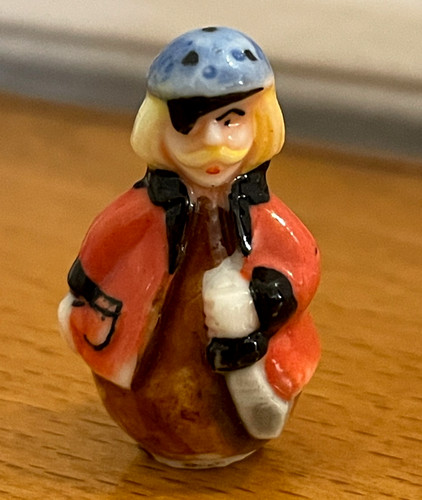 Rare fève jouet culbuto - jouet,
