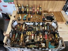 collection 37+12 figurines