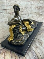 Sculpture Statue Art Déco Égyptienne Princesse Nue Dorée Patinée En Bronze