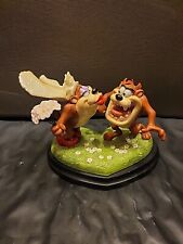 Looney Tunes Goebel Figurine Spotlight Collection  Tasmanian Devil “I Do” 