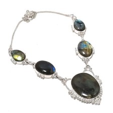 Collier pierre précieuse