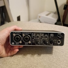 Behringer U-Phoria UMC202HD