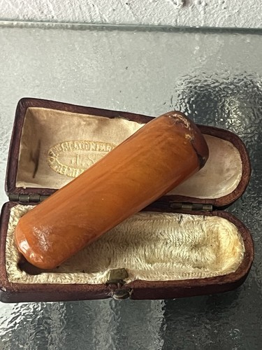 Fume cigarette ambre avec - en,