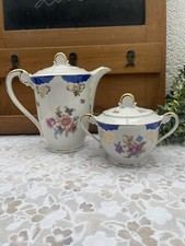 Ancienne Cafetière et Sucrier