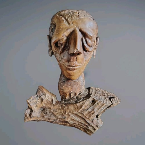 Jolie sculpture bois - sculpture,